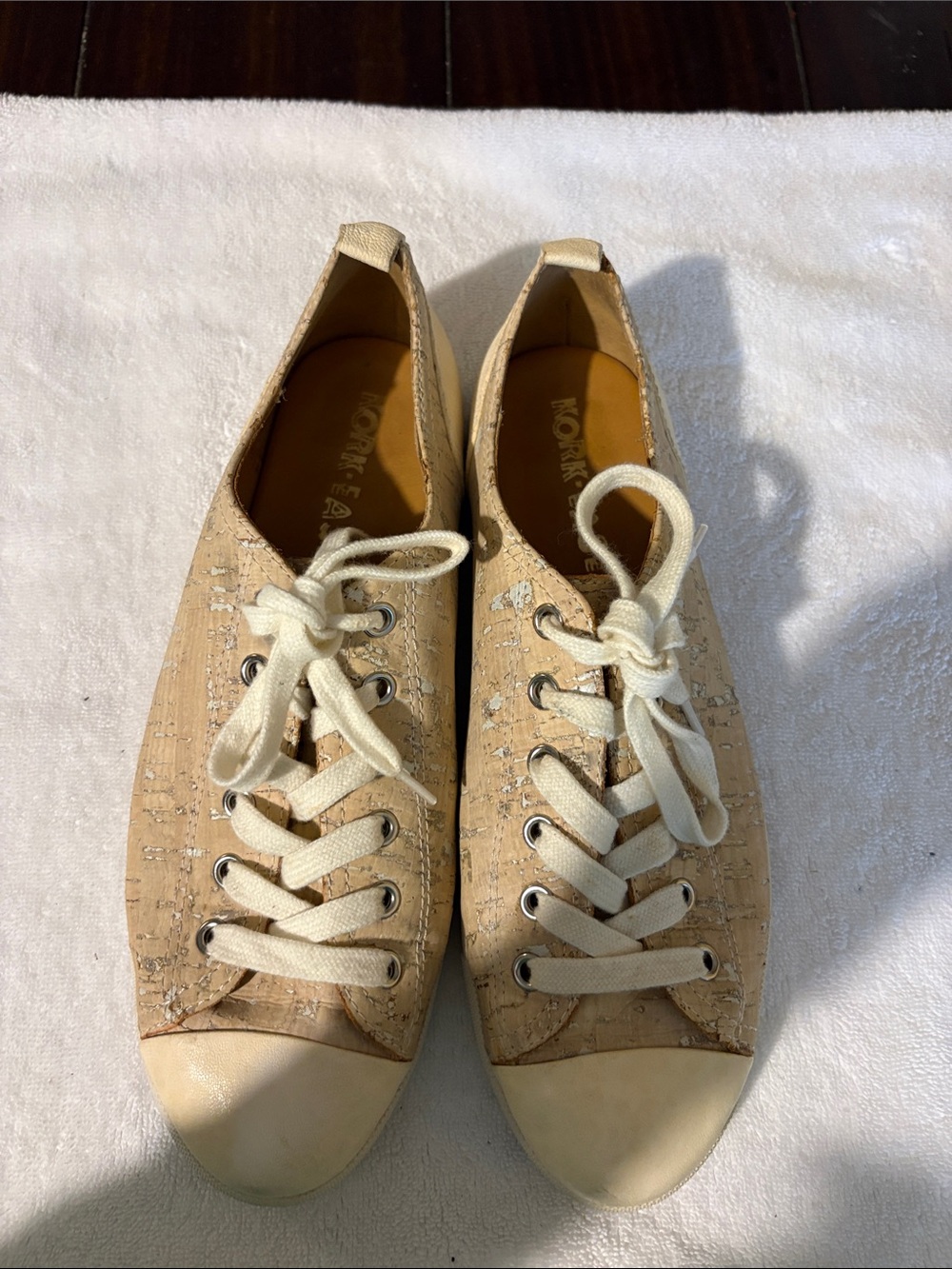 Kork-Ease Beige Cork-Textured Lace-Up Sneakers
